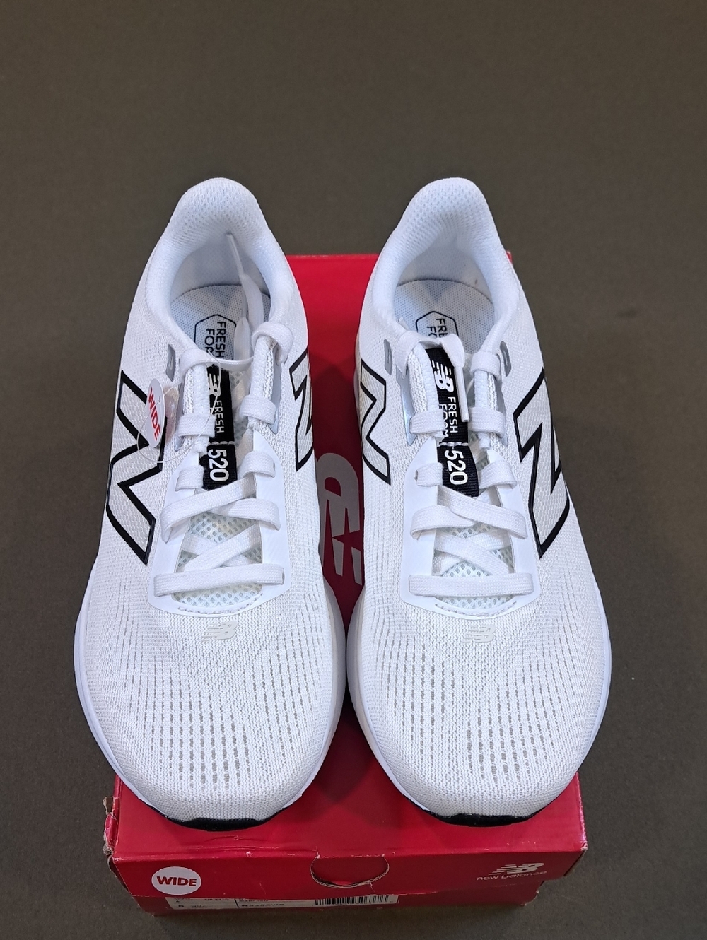 New Balance Fresh Foam 520 v9 Running Shoe - Color: White/Black - Size: 7.5 Wide - Picture 2 of 9